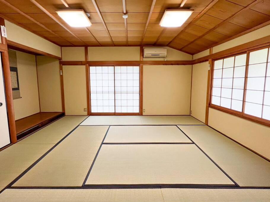 ひねもす101:宇野駅から車で5分 直島へ 最大8名様 古民家 Appartement Tamana Buitenkant foto