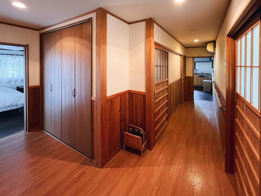 ひねもす101:宇野駅から車で5分 直島へ 最大8名様 古民家 Appartement Tamana Buitenkant foto